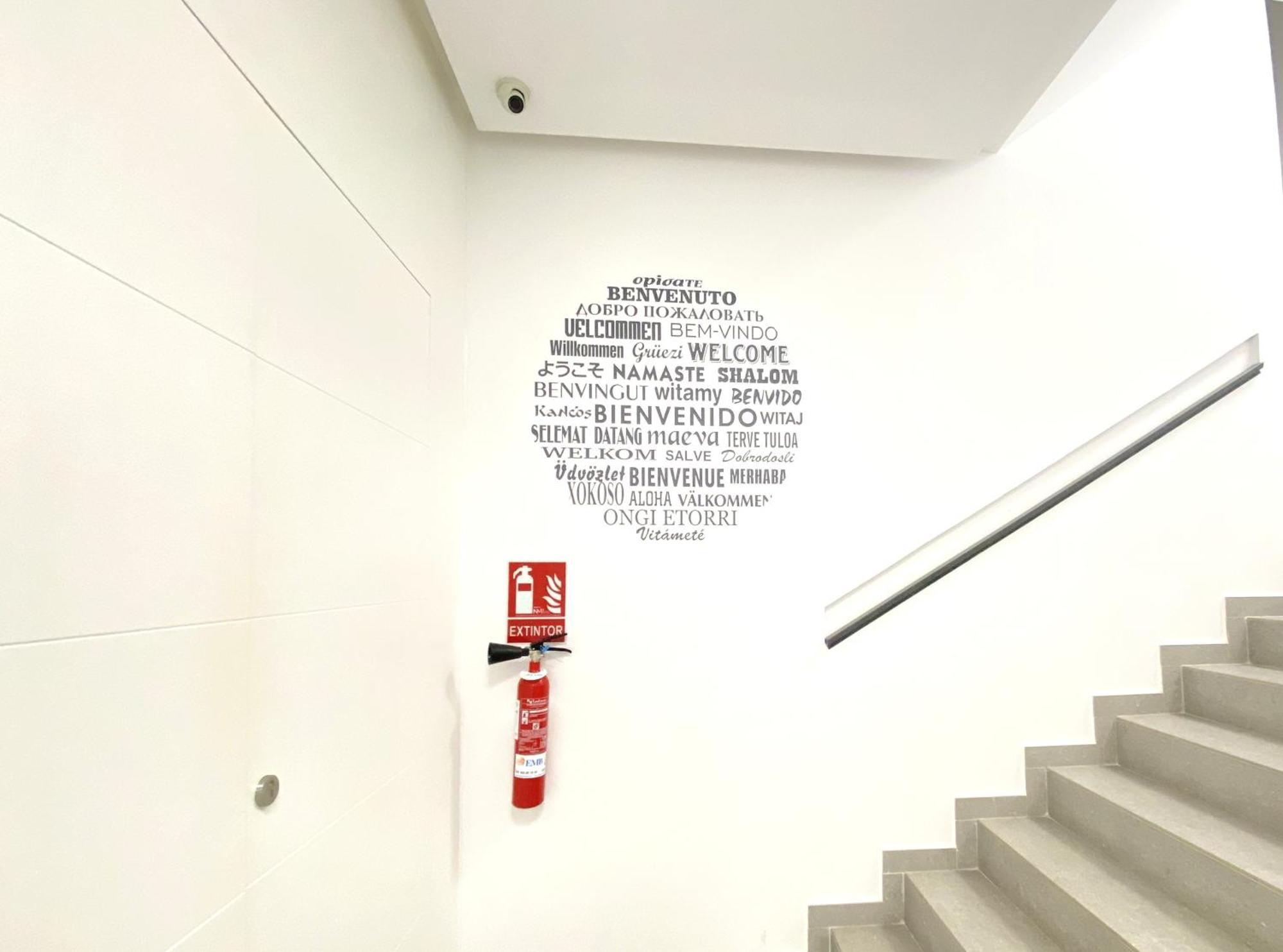 Apartamentos Estemar Benidorm Luaran gambar